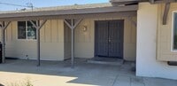 Building Photo - 7th202