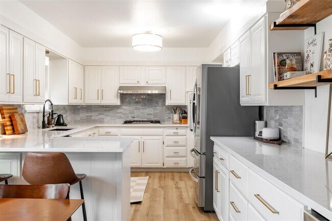 Building Photo - 4824 NW 73rd St