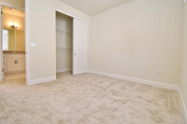 Building Photo - Beautiful 3-bedroom home in Fremont – Built in 2022!