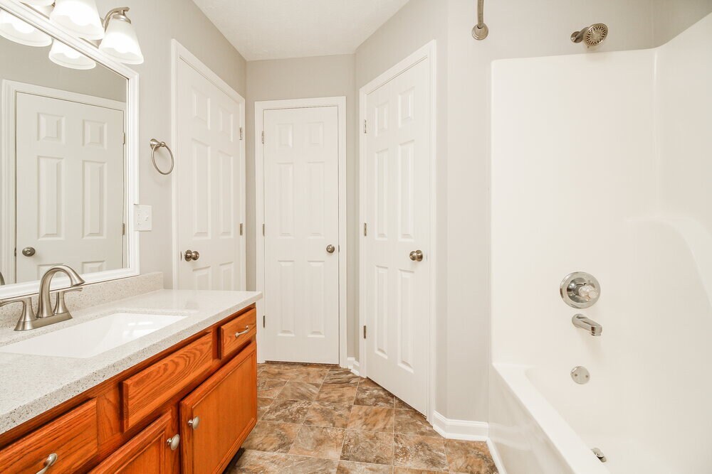 Building Photo - 2055 Gardendale Dr