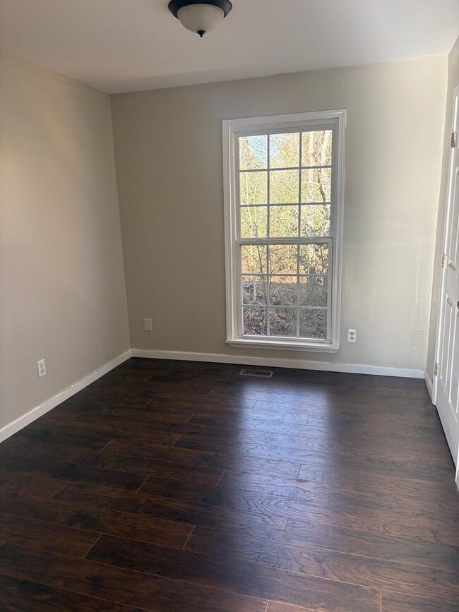 Building Photo - New For Rent in Pinson!