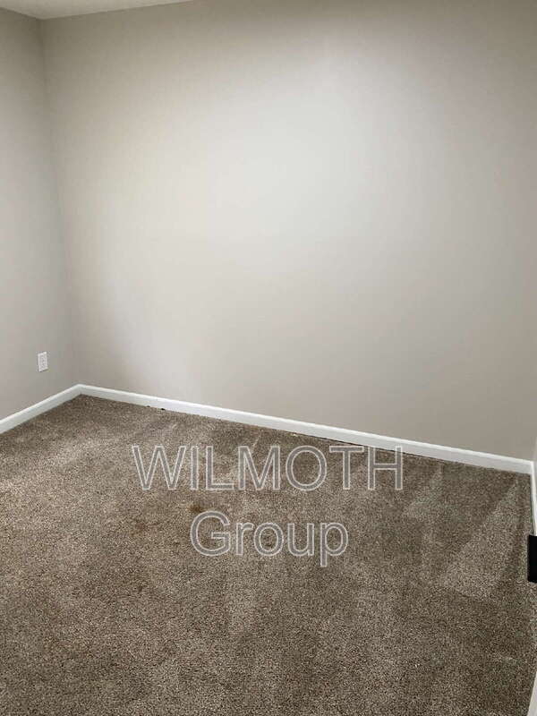Building Photo - 1029 Blaine Ave