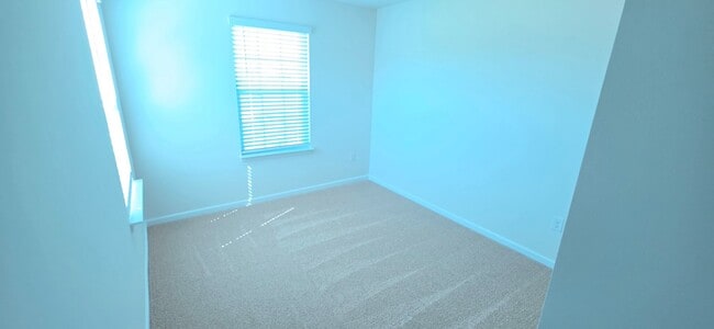 Building Photo - 39 Virgo Dr