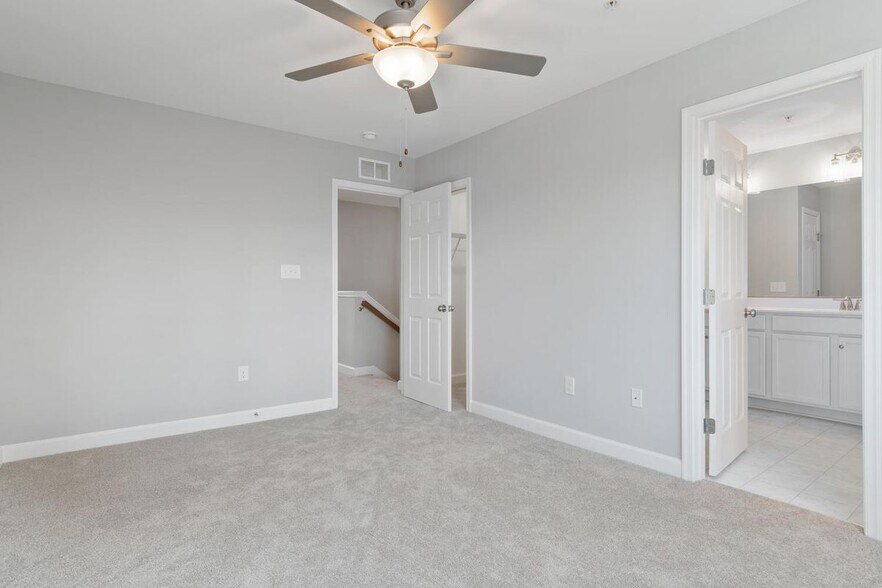 Building Photo - 504 Wheatley Dr