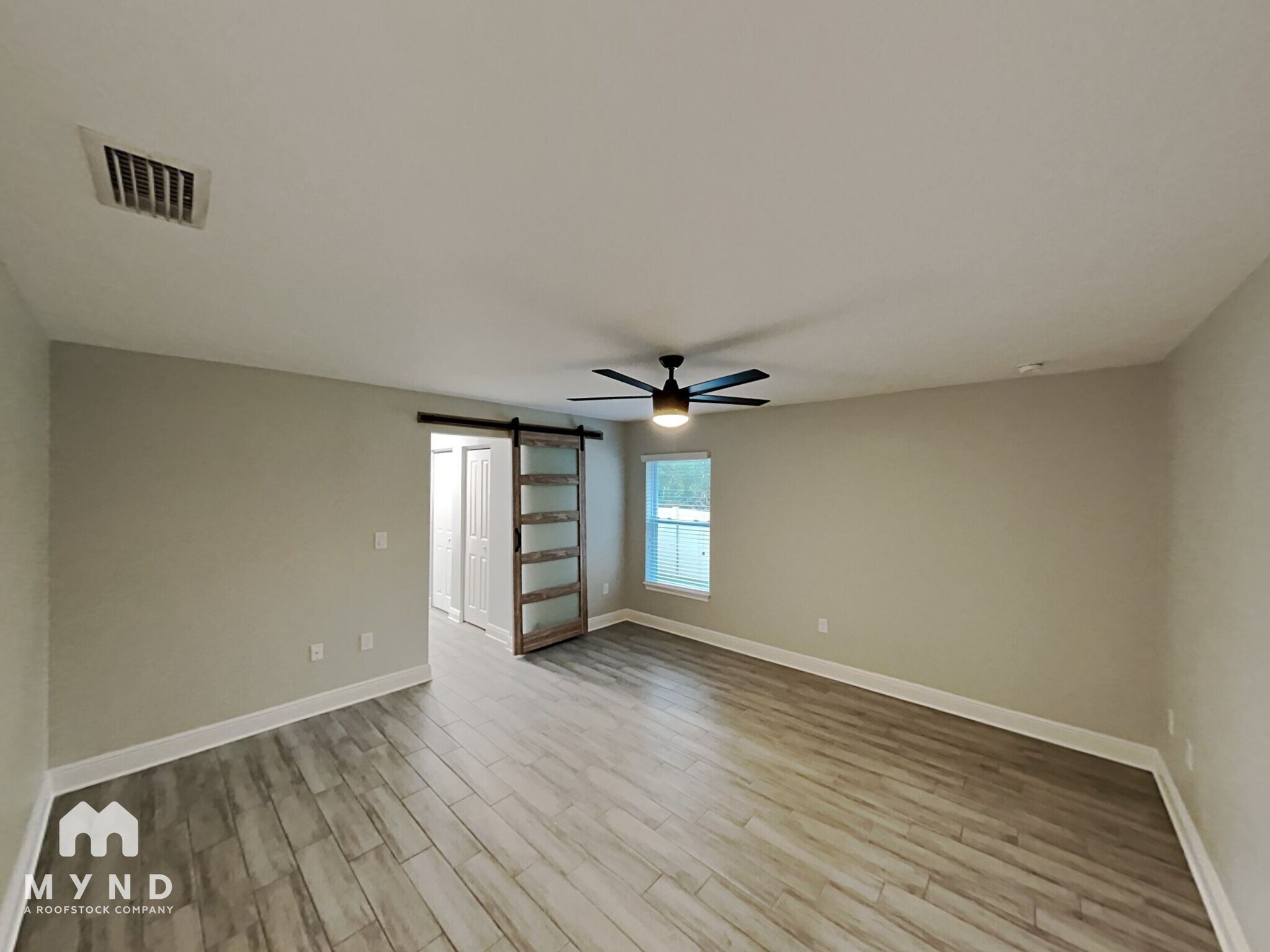 Building Photo - 12733 N Ola Ave