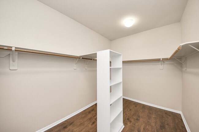 Building Photo - 17303 Quiet Grove Ln