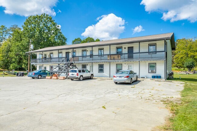 Building Photo - 7437 Private Ln