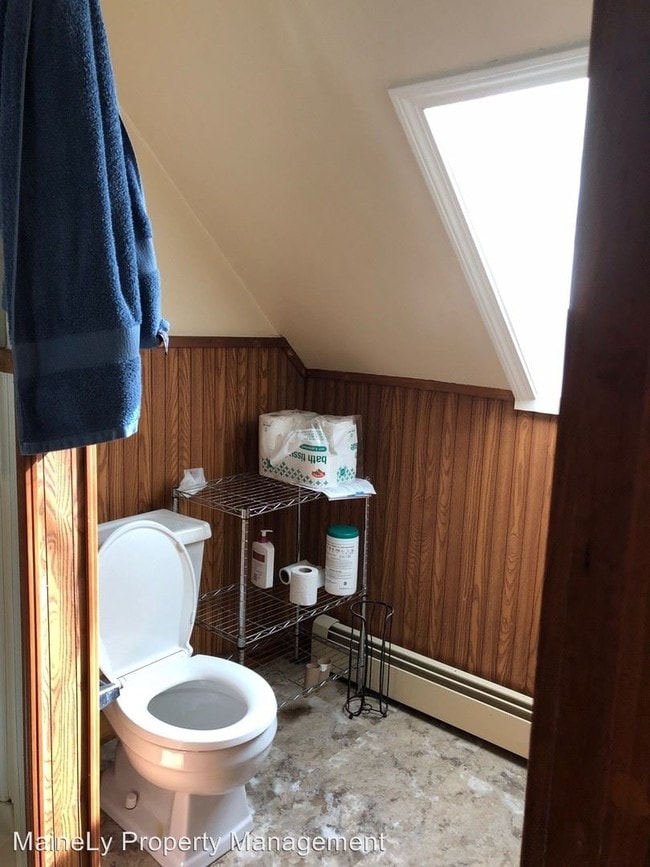 Building Photo - 198 Park Ave