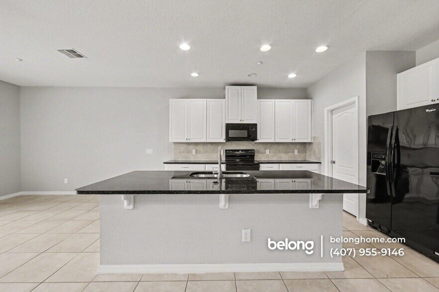 Building Photo - 7503 Aloma Pines Ct