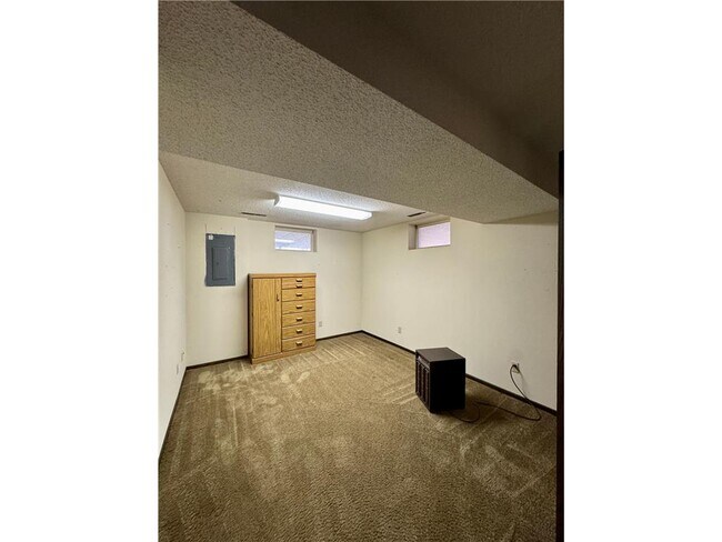 Building Photo - 3601 125th Ave NE