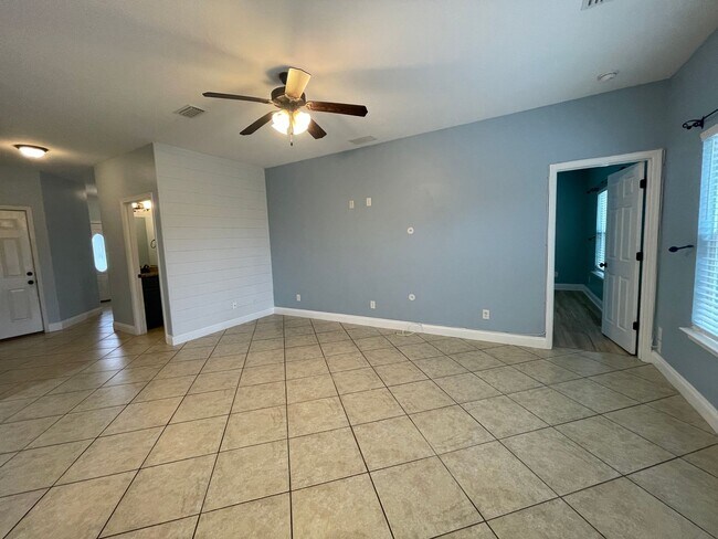 Building Photo - 1758 Annabella&#39;s Drive