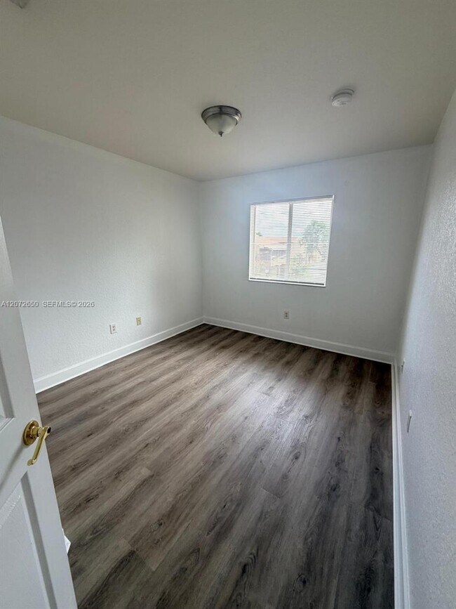 Building Photo - 8366 SW 29th St