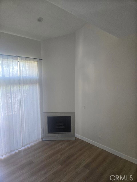 Building Photo - 15137 Magnolia Blvd