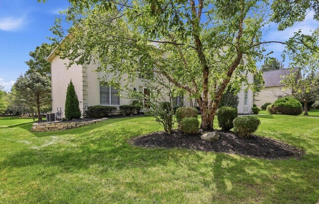 Building Photo - 4823 Vista Ridge Dr