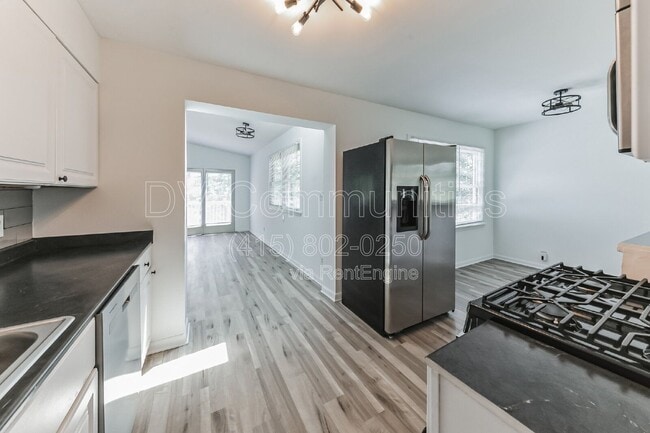 Building Photo - 2964 Werkridge Dr