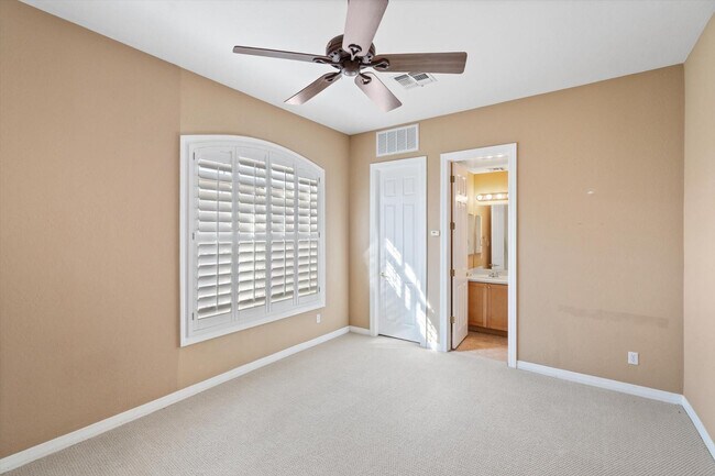 Building Photo - 4136 E Pullman Rd