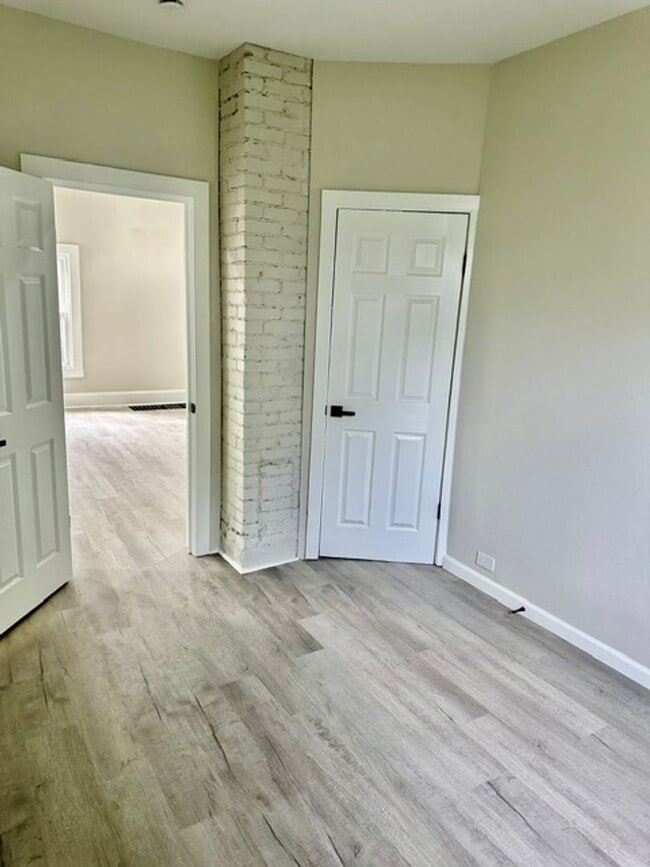 Building Photo - Completely Updated 3 Bedroom Home!