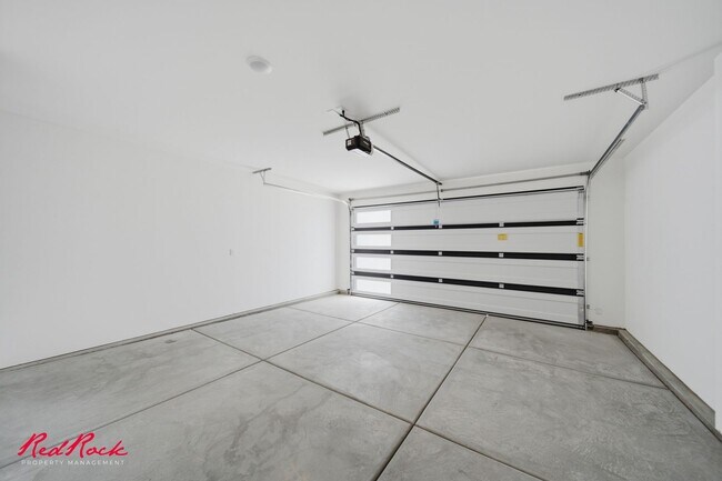 Building Photo - 2341 Siegel Ln