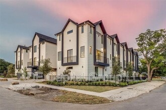 Building Photo - 3308 Birmingham Ave