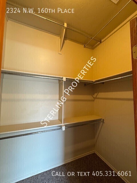 Building Photo - 2324 NW 160th Pl