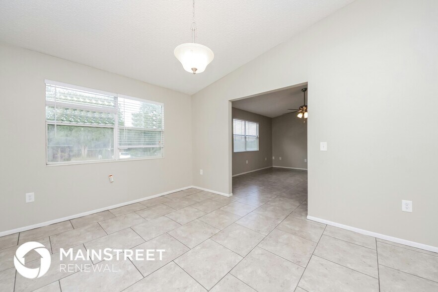 Building Photo - 1506 Kaylor Ct NE