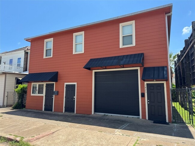 Primary Photo - 1823 Market St