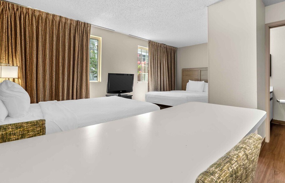Building Photo - Furnished Studio-Dallas - Plano Parkway