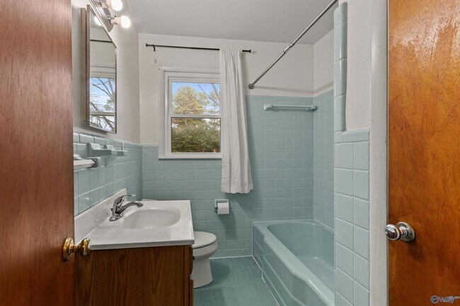 Building Photo - 6304 Davies Ave NW