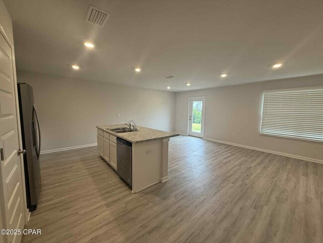 Building Photo - 6621 Slabinski Ln