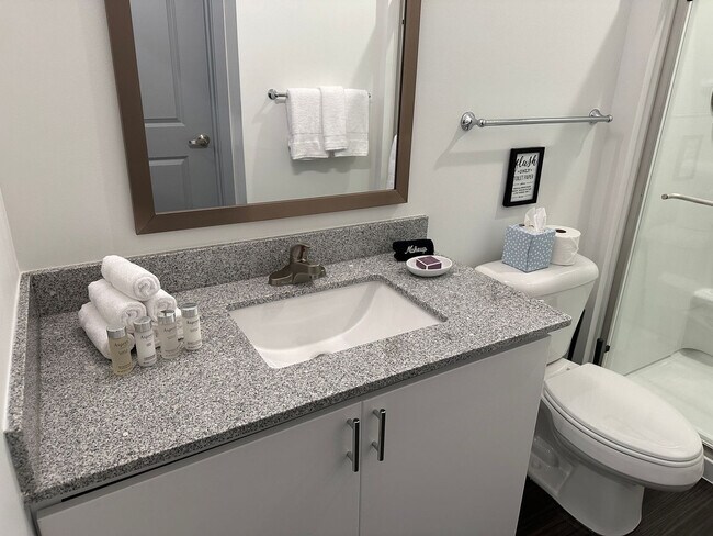 Building Photo - 5102 Aldersgate Dr