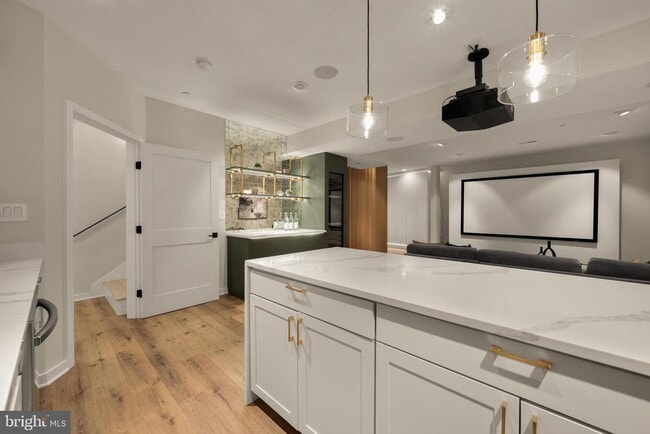 Building Photo - 4913 Sherier Pl NW