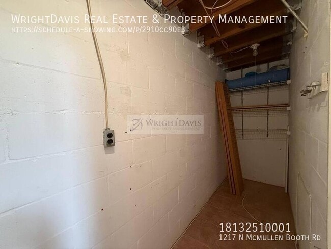 Building Photo - 1217 McMullen Booth Rd