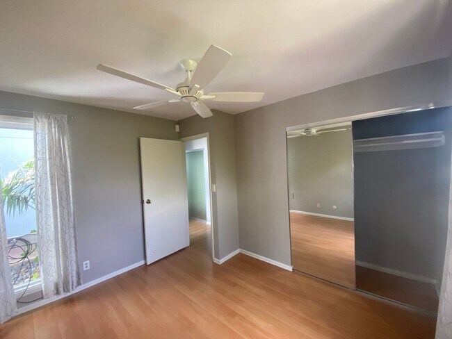 Building Photo - 019WHI