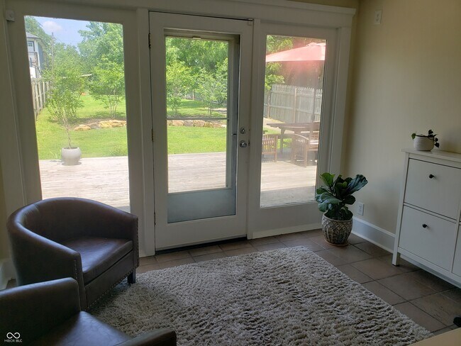 Building Photo - 1914 Commerce Ave