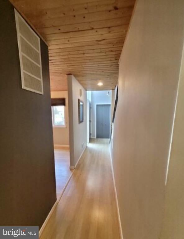Building Photo - 1415 Greenmont Ct