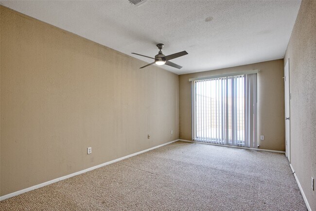 Building Photo - 12625 Memorial Dr