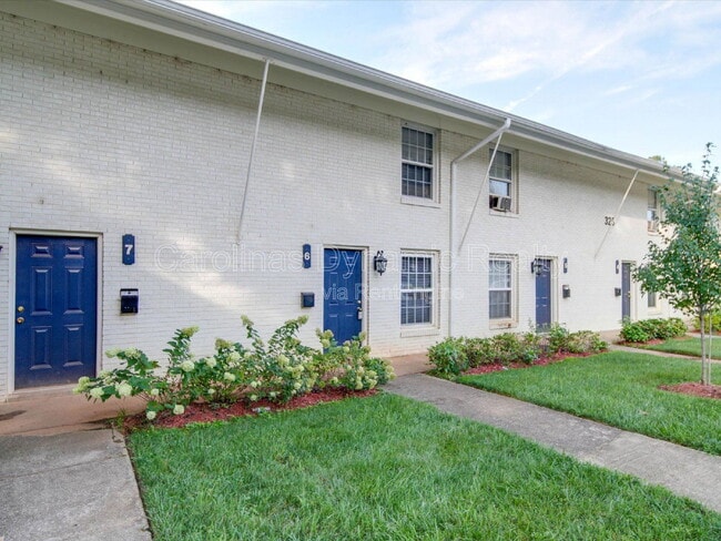 Building Photo - 325 S Gardner Ave