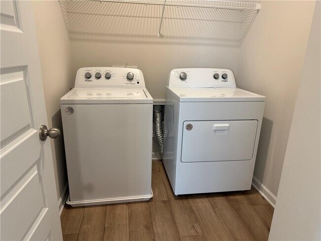 Building Photo - 3772 Dover Run Ln