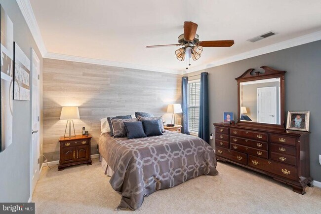 Building Photo - 26147 Lands End Dr