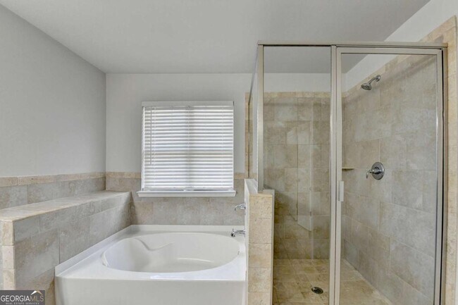 Building Photo - 5535 Lightheart Ct
