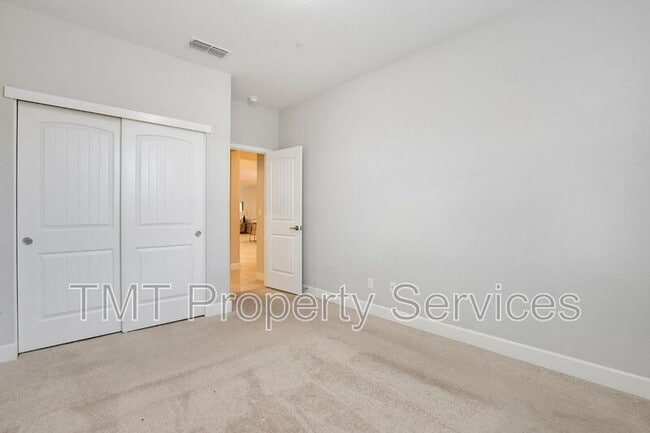 Building Photo - 1141 Vista Verde Dr