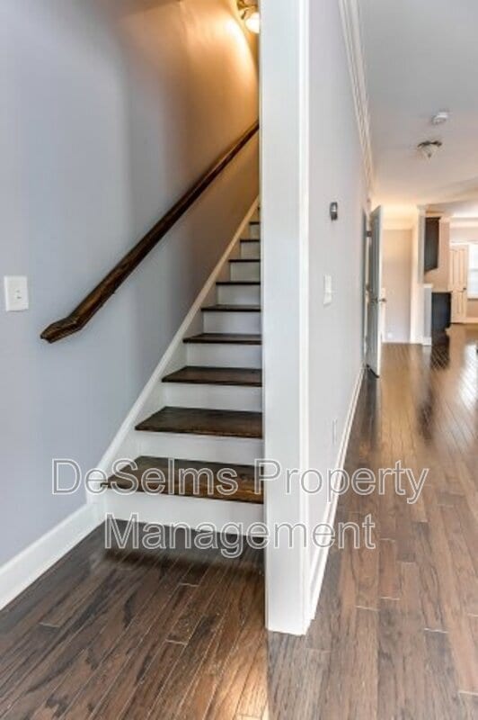 Building Photo - 5556 Prada Dr