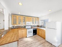 Building Photo - Great 2B/1.5BA Condo in Del Cerro for Rent!