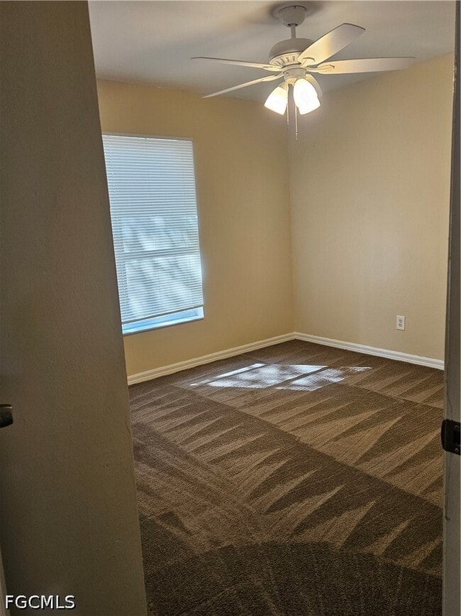 Building Photo - 744 Burns Ave S