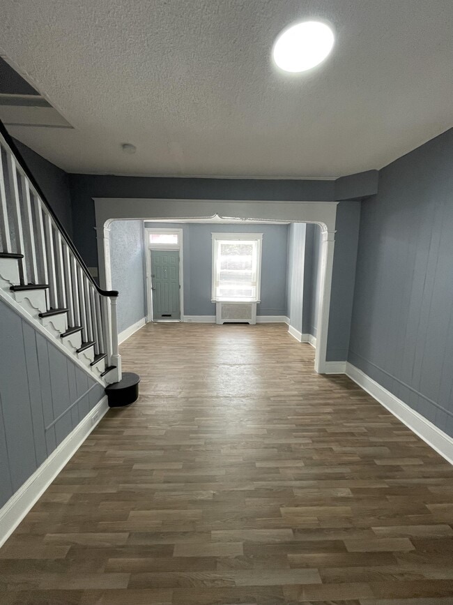 Building Photo - 1623 Dounton St