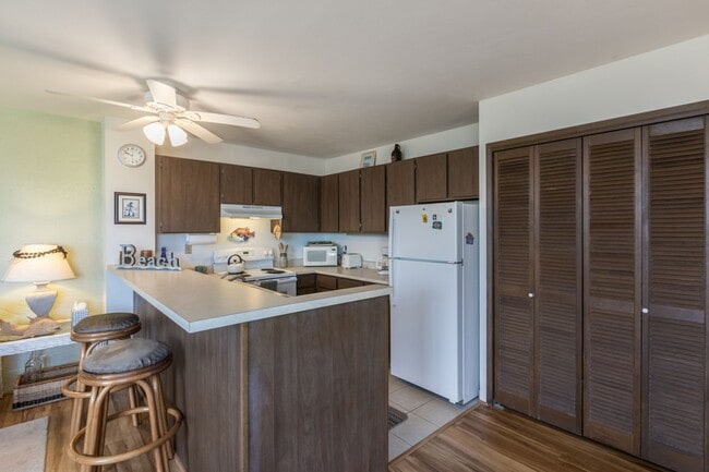 Building Photo - 1 Bedroom Furnished Condo on Alii Drive