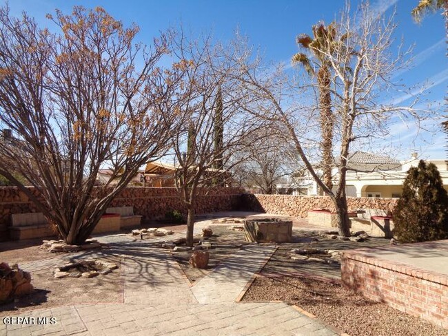 Building Photo - 1905 Pueblo Azul Ln