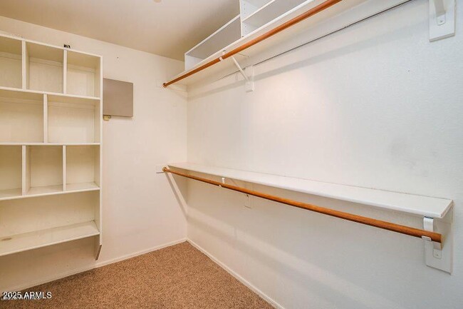 Building Photo - 3163 W Stephens Pl