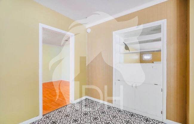 Building Photo - "Charming 3-Bedroom Oasis with 2 Full Baths in the Heart of Vinita!"