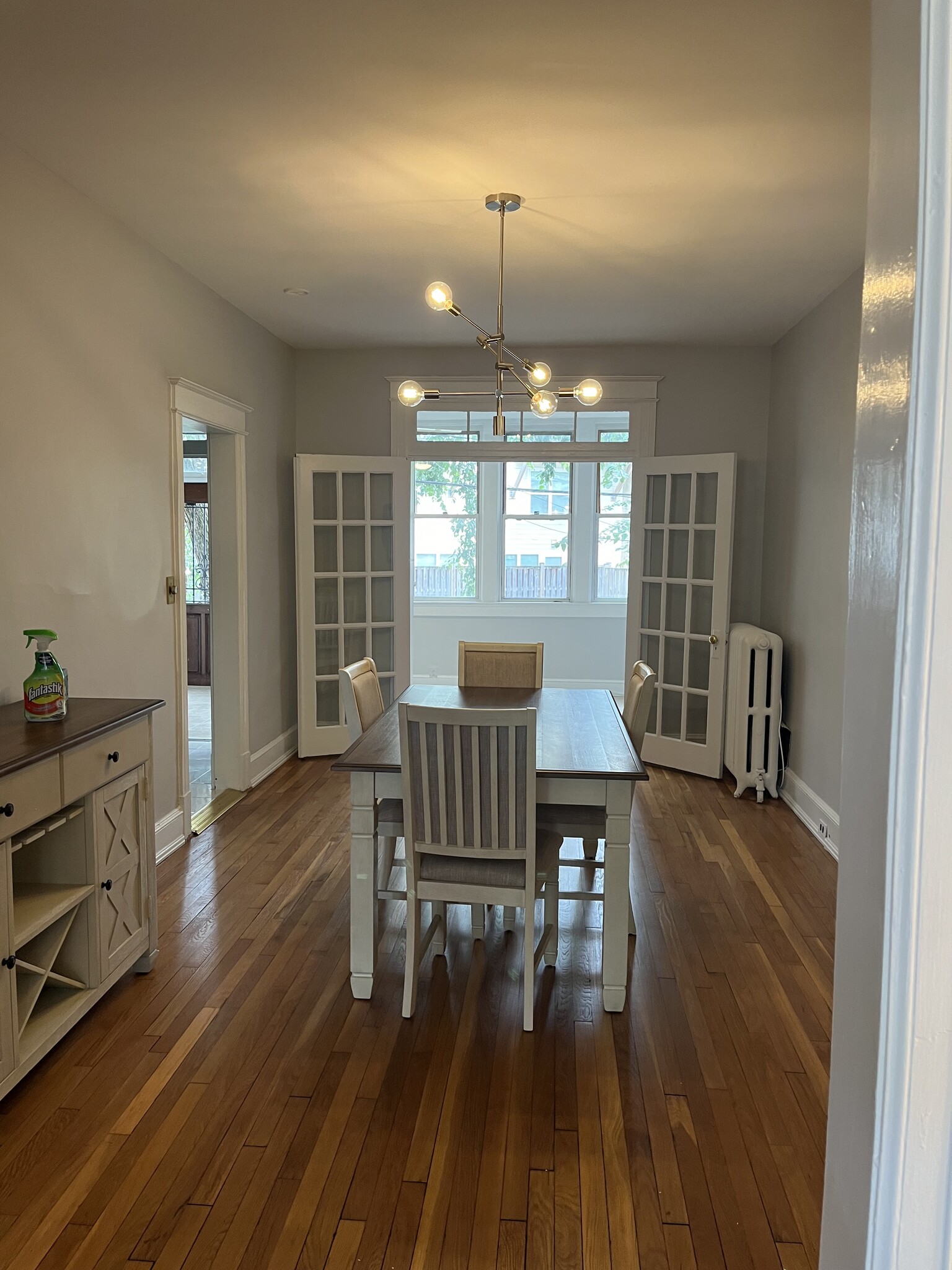 adjacent dining room w breakfast porch - 825 Kentucky Ave SE